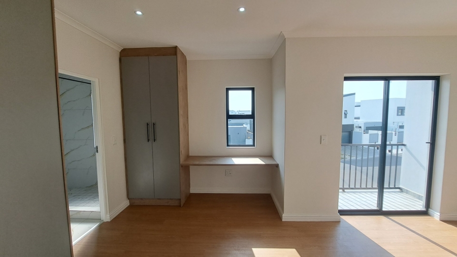 3 Bedroom Property for Sale in Sandown Western Cape